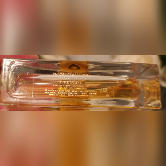 Tuberose Gardenia Private Collection by Estee Lauder Pure Parfum; 30ml / 1 fl.oz - Picture 11 of 16